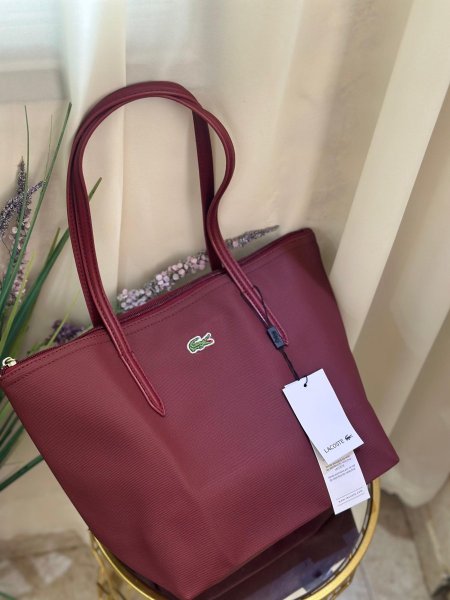 لاكوست حجم M لون برقندي 💣🔥