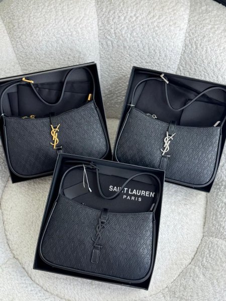 حقيبة فاخرة جدا من YSL مع بوكس الشركة