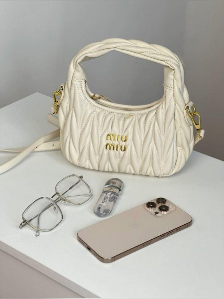 الترند من MIU MIU