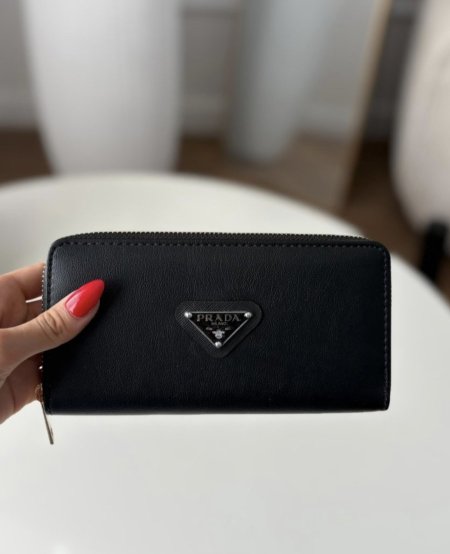 جزادين ستاتي ماركة برادا حجم كبير مع سحاب داخلي للفراطة