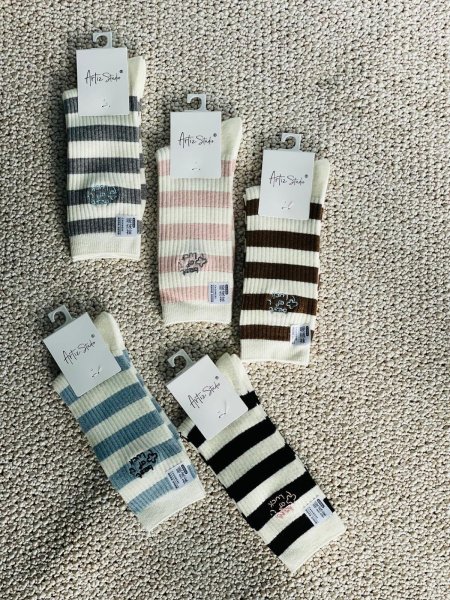 جرابين مخططه